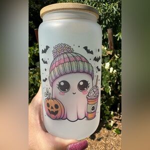 Cute ghost with coffee and beanie frosted Libbey can glass 16oz